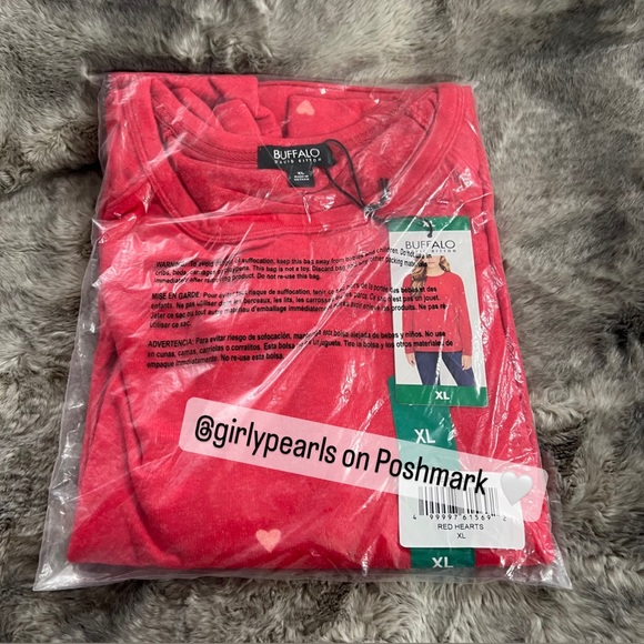 Buffalo Ladies’ Red Crew Neck Sweater Pink Hearts NEW ❤️💗 - Picture 2 of 10